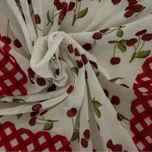Vintage cherry-print cotton bandana scarf – 20x20.